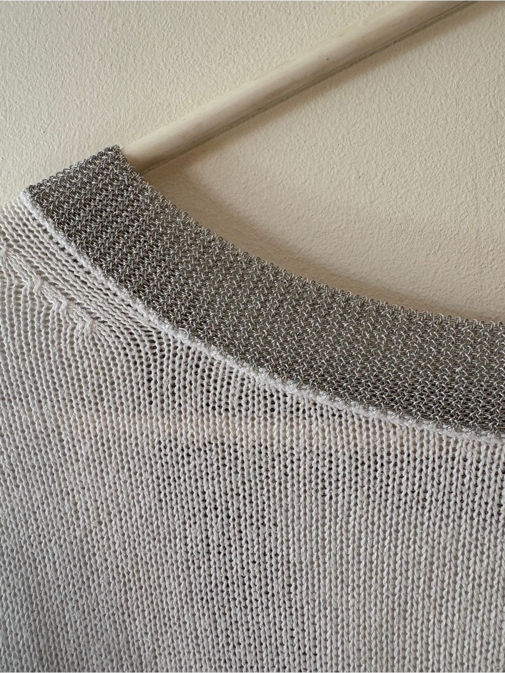 Michael Kors White Knit Sweater Metallic Silver Trim Open Back Size M - Picture 4 of 9